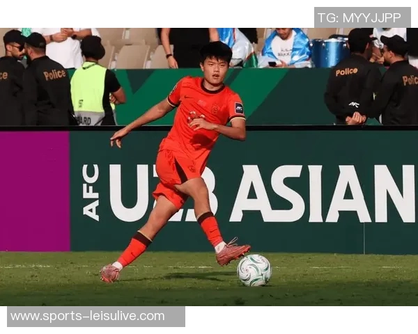 U23国足全员可出战右后卫杨希解禁无停赛球员助力球队备战